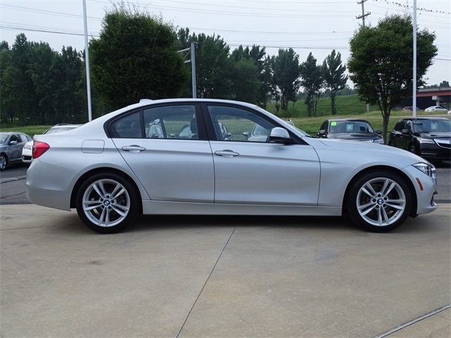 2017 BMW 3 Series 320i