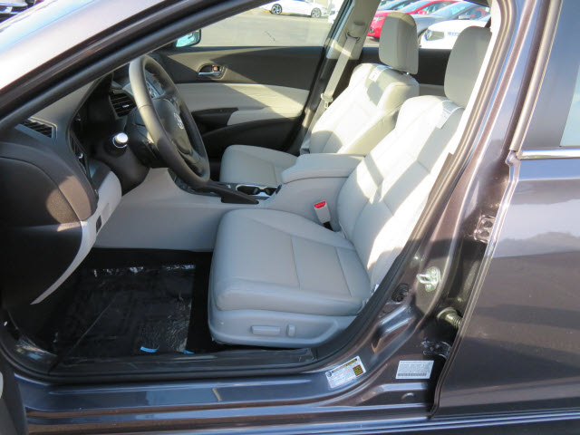 2018 Acura ILX w/Special Edition