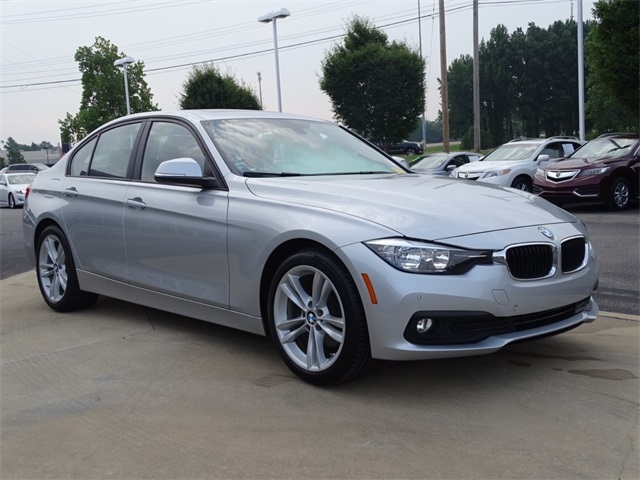 2017 BMW 3 Series 320i