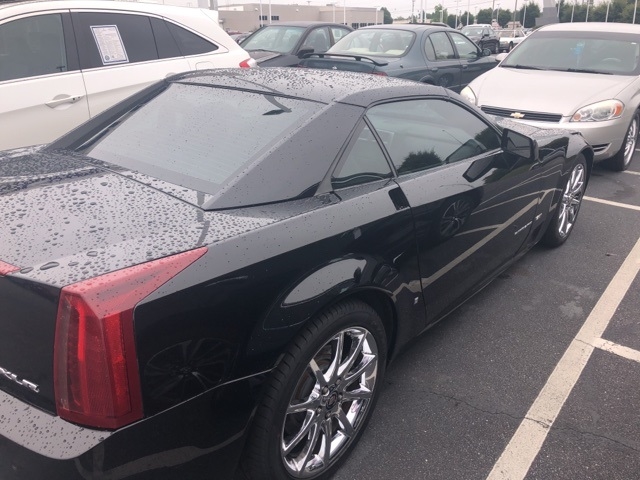 2008 Cadillac XLR-V 