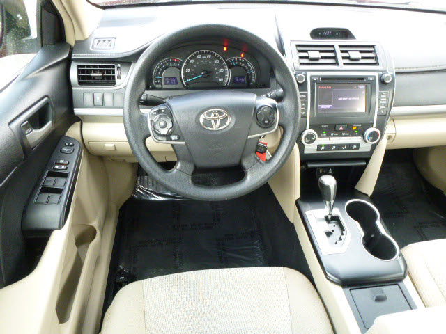 2014 Toyota Camry LE
