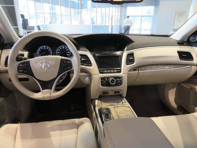 2018 Acura RLX w/Tech