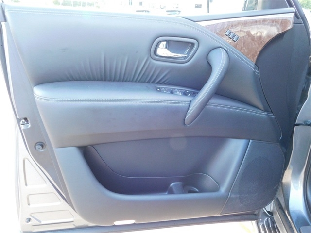 2015 INFINITI QX80 Base