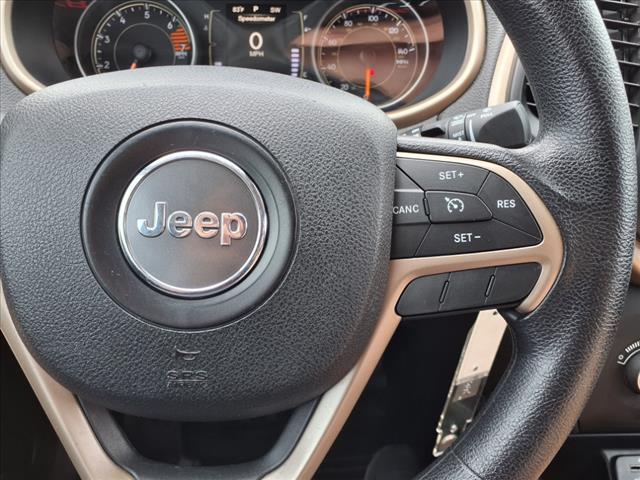2016 Jeep Cherokee Sport