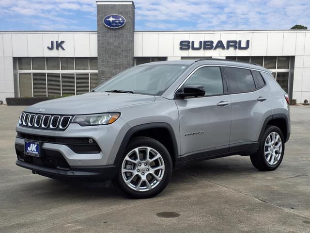 2023 Jeep Compass Latitude Lux