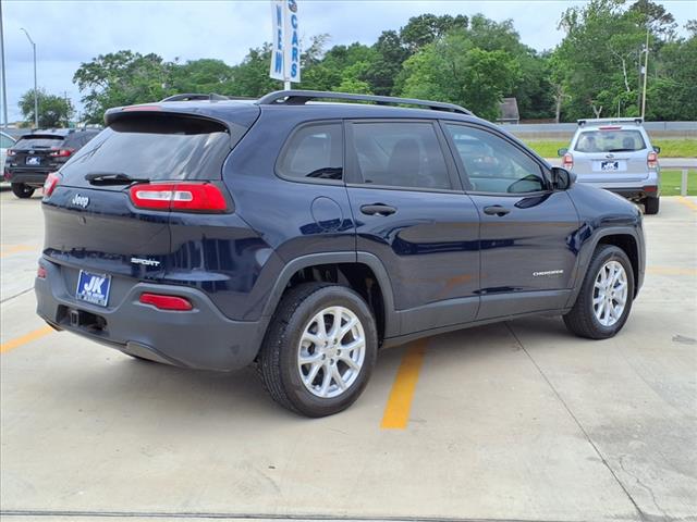 2016 Jeep Cherokee Sport