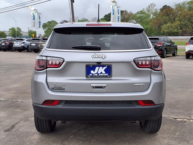 2023 Jeep Compass Latitude Lux