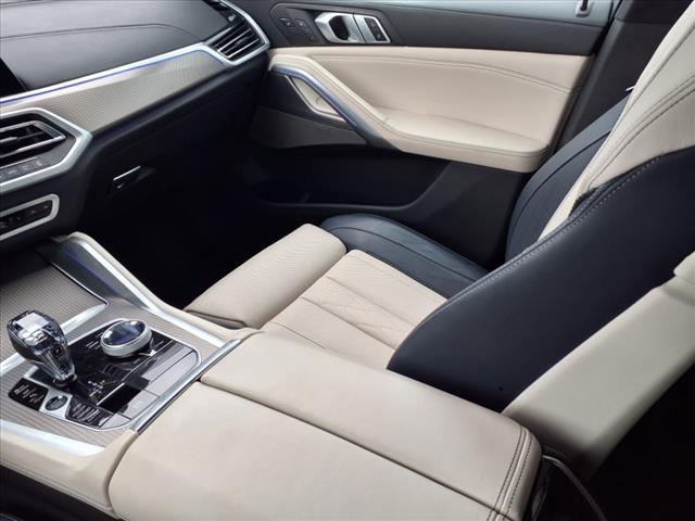 2022 BMW X6 M50i