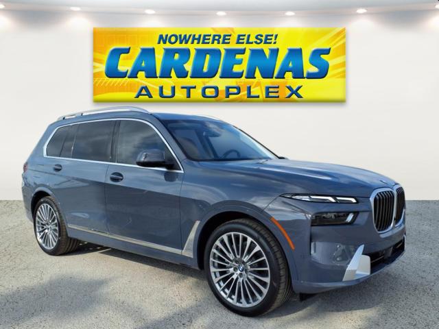 2025 BMW X7 xDrive40i