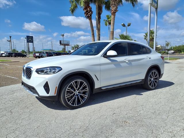 2025 BMW X4 xDrive30i