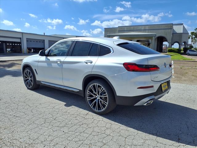 2025 BMW X4 xDrive30i