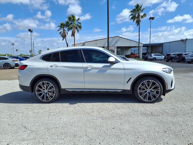 2025 BMW X4 xDrive30i
