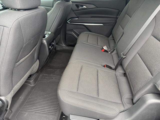 2024 Chevrolet Traverse LS