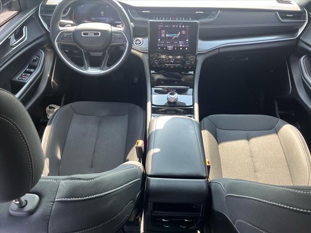 2022 Jeep Grand Cherokee Laredo