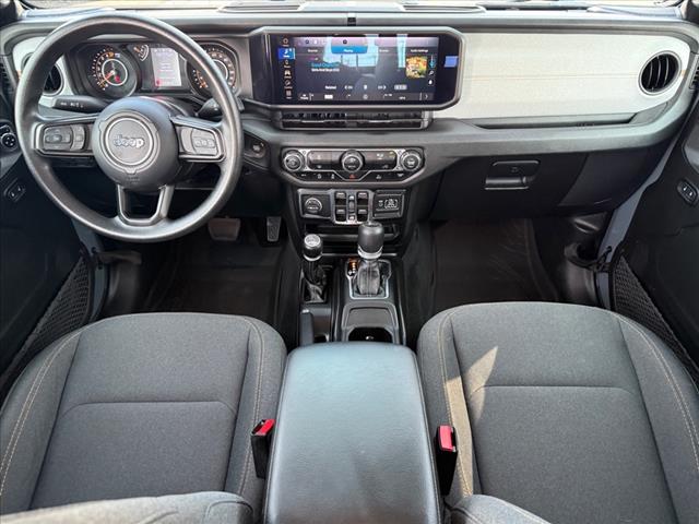 2024 Jeep Gladiator NightHawk