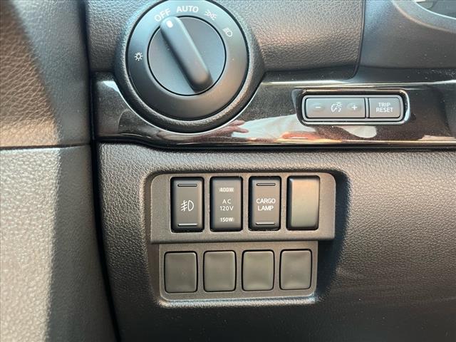 2017 Nissan Titan XD SV