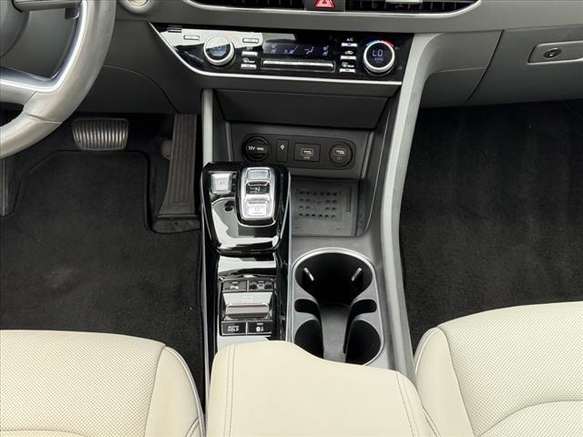 2023 Hyundai SONATA Hybrid Limited