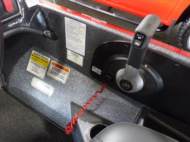 2016 Tracker Z18 