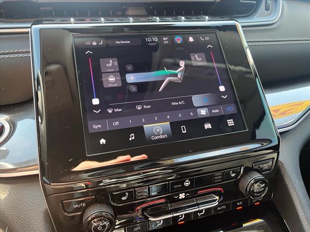 2022 Jeep Grand Cherokee Laredo