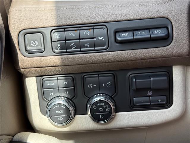 2023 GMC Yukon XL Denali
