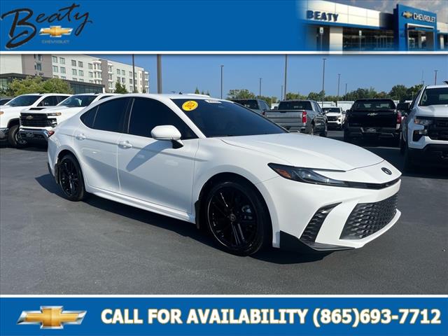 2025 Toyota Camry SE