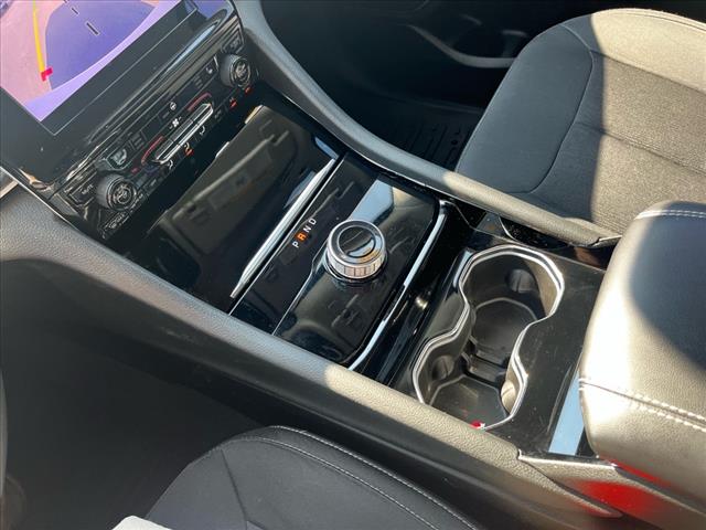 2022 Jeep Grand Cherokee Laredo