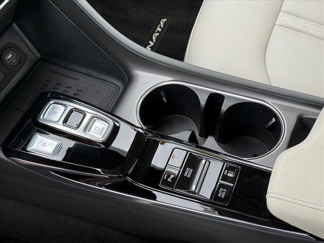2023 Hyundai SONATA Hybrid Limited