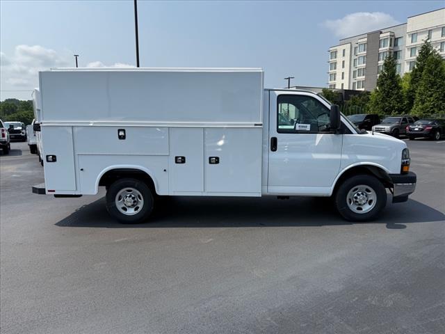 2024 Chevrolet Express 3500
