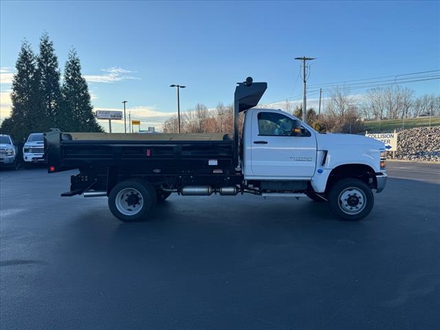 2024 Chevrolet Silverado 4500HD Work Truck