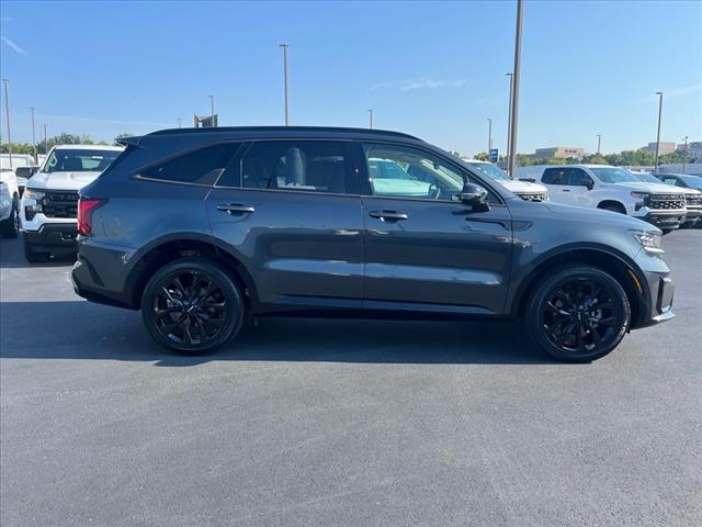 2022 Kia Sorento SX