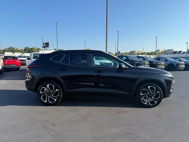 2025 Chevrolet Trax RS