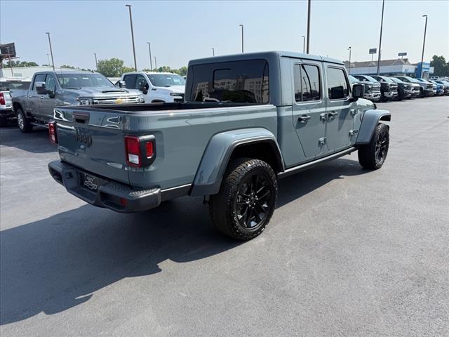 2024 Jeep Gladiator NightHawk