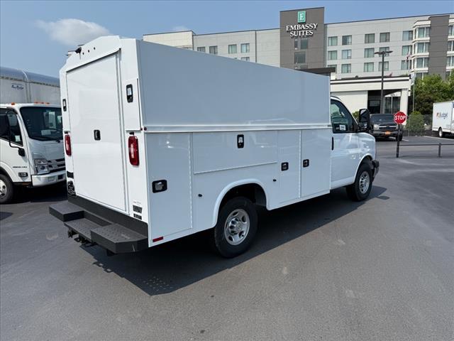 2024 Chevrolet Express 3500
