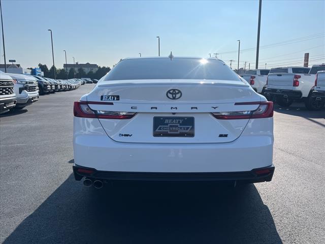 2025 Toyota Camry SE