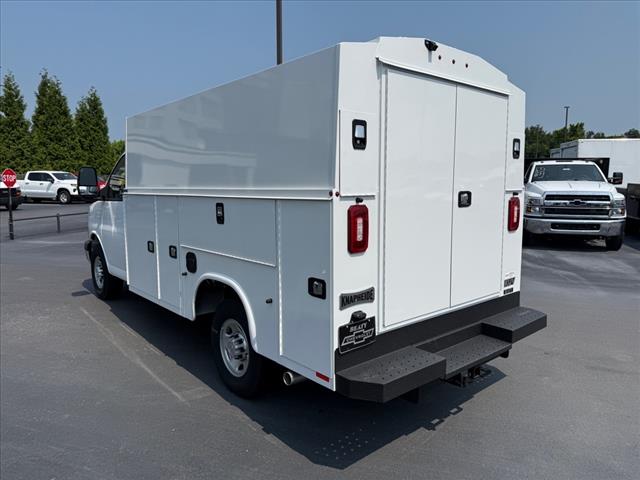 2024 Chevrolet Express 3500