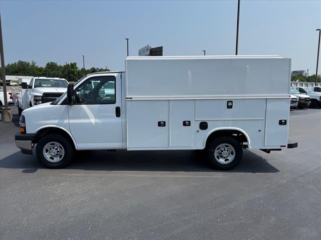 2024 Chevrolet Express 3500