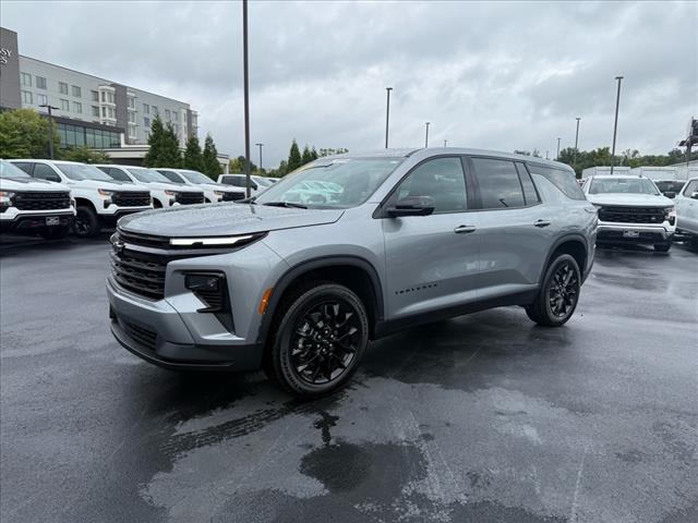 2024 Chevrolet Traverse LS