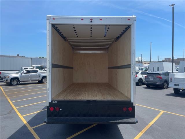 2024 Chevrolet 5500 XG LCF Gas 