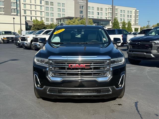 2023 GMC Acadia SLT