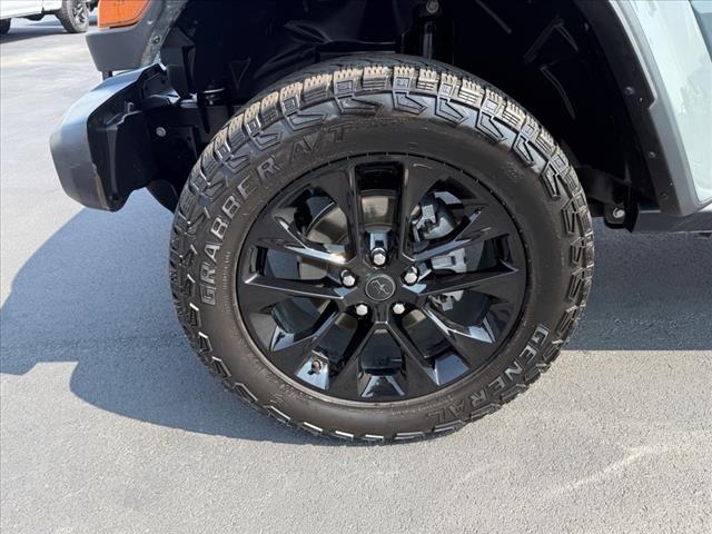 2024 Jeep Gladiator NightHawk