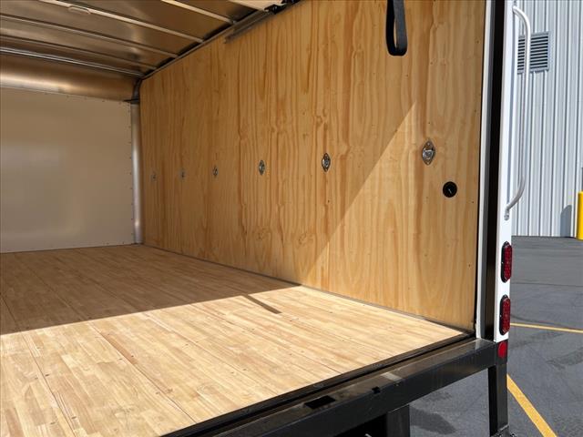 2024 Chevrolet 3500 Gas LCF