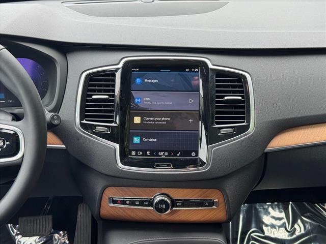 2024 Volvo XC90 B5 Plus Bright Theme