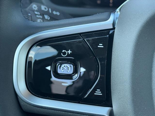 2025 Volvo XC90 2025.5 B5 AWD PLUS BRI 7