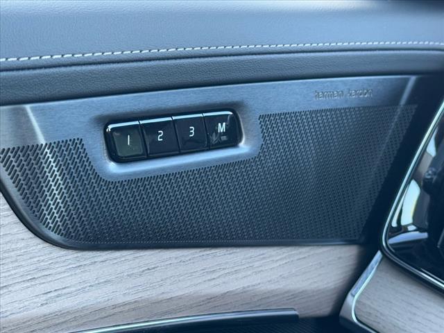 2025 Volvo XC90 2025.5 B5 AWD PLUS BRI 7