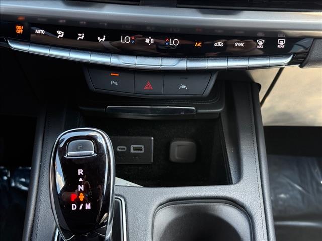 2024 Cadillac XT4 Premium Luxury