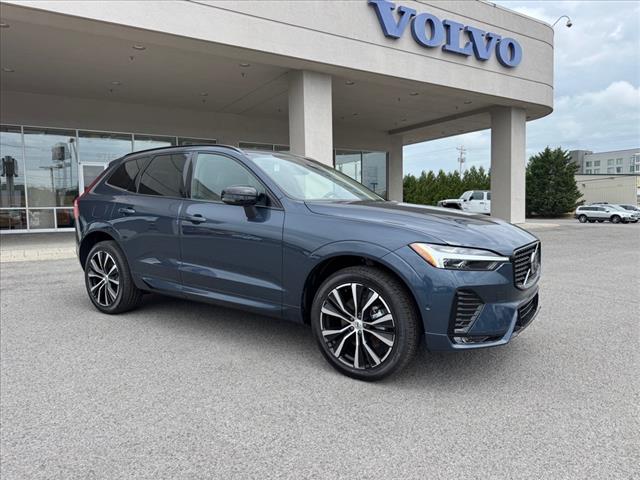 2025 Volvo XC60 B5 AWD PLUS DARK
