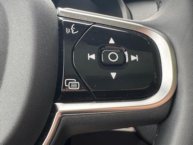 2024 Volvo XC90 B5 Plus Bright Theme