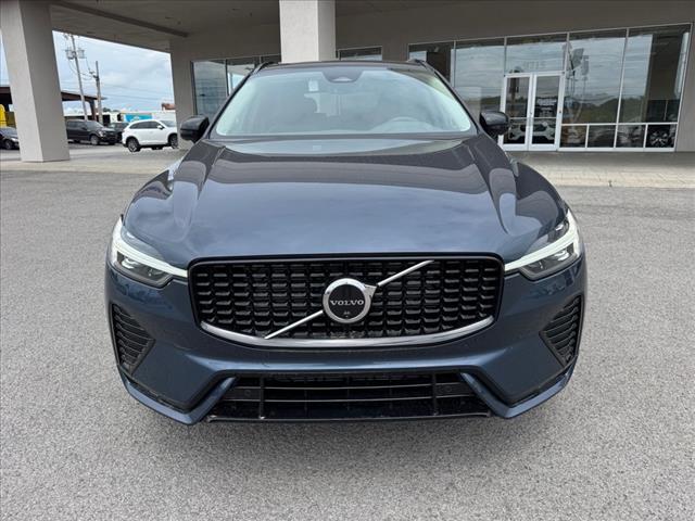 2025 Volvo XC60 B5 AWD PLUS DARK