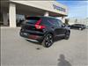 2025 Volvo XC40 B5 AWD PLUS BRIGHT