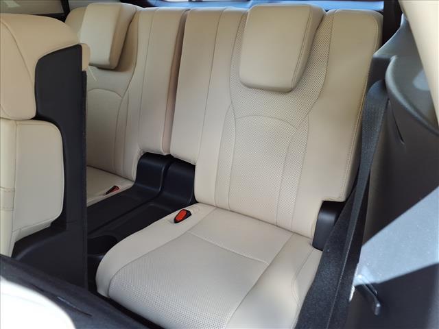 2021 Lexus RX 350L .